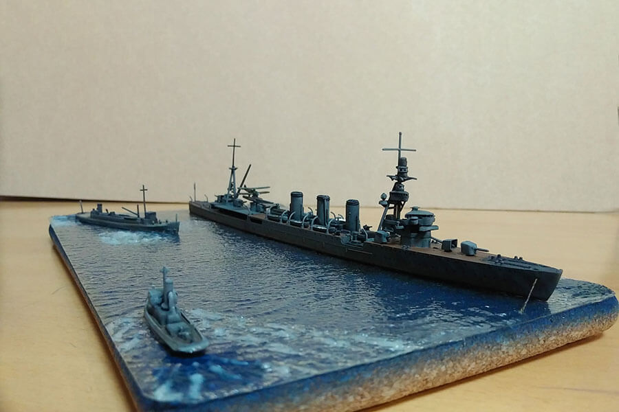 小沢艦隊軽巡洋艦多摩出撃準備